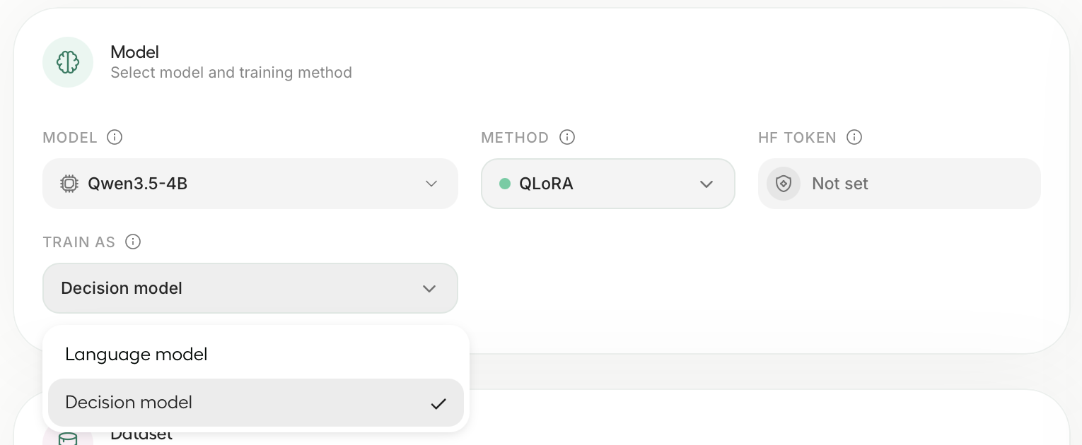 图1:Unsloth 桌面版——模型选 Qwen3.5-4B,方法 QLoRA,Train as 下拉里选 Decision model